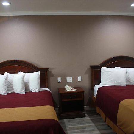 Value Inn & Suites 雷丁 外观 照片