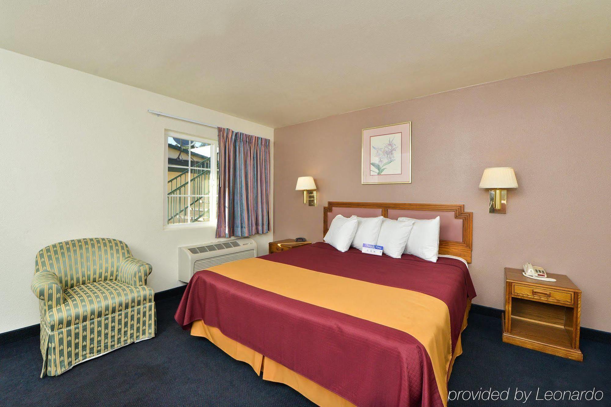 Value Inn & Suites 雷丁 外观 照片